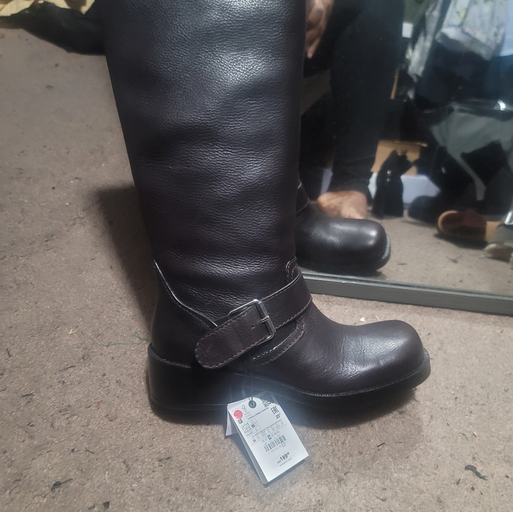 Zara Brown Riding boots - Picture 9 of 9